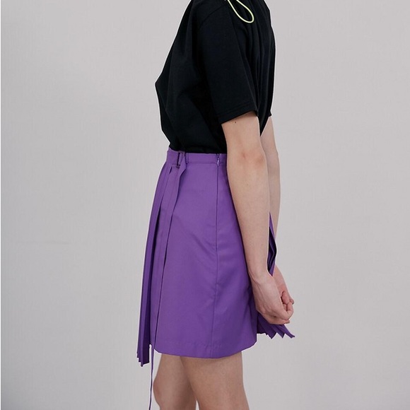 Rocket x Lunch Wrap Pleats Mini Skirt - Picture 2 of 10